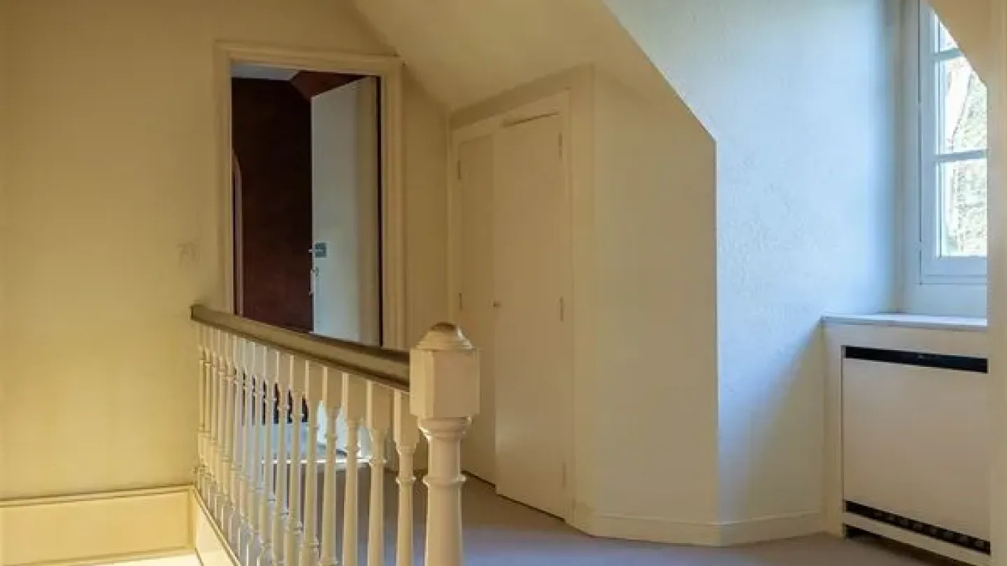 Renovate This Architect-Designed Villa with Stunning Garden in Ukkel - Image 3