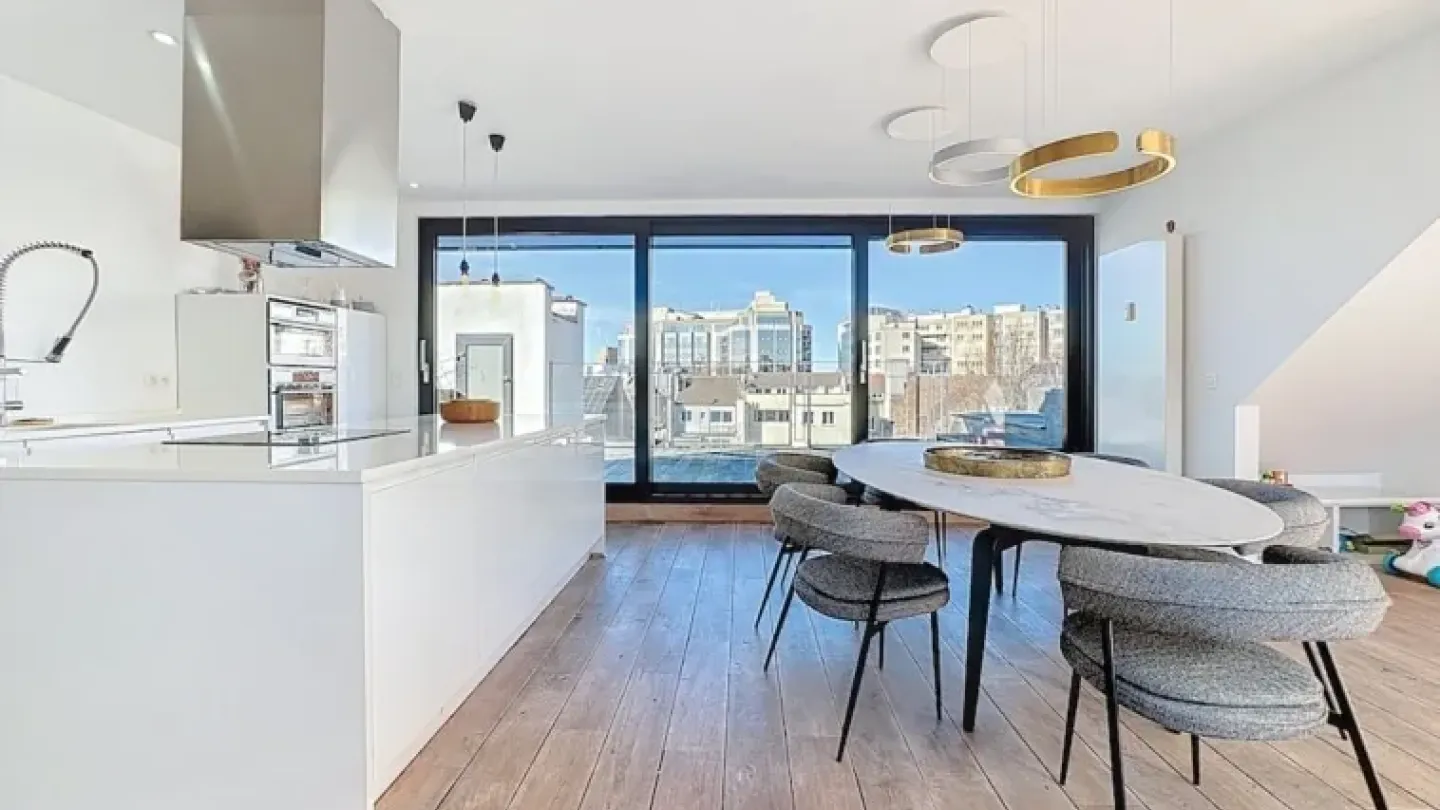 Spacious Duplex Penthouse with Terrace in Brussels Stéphanie - Image 1