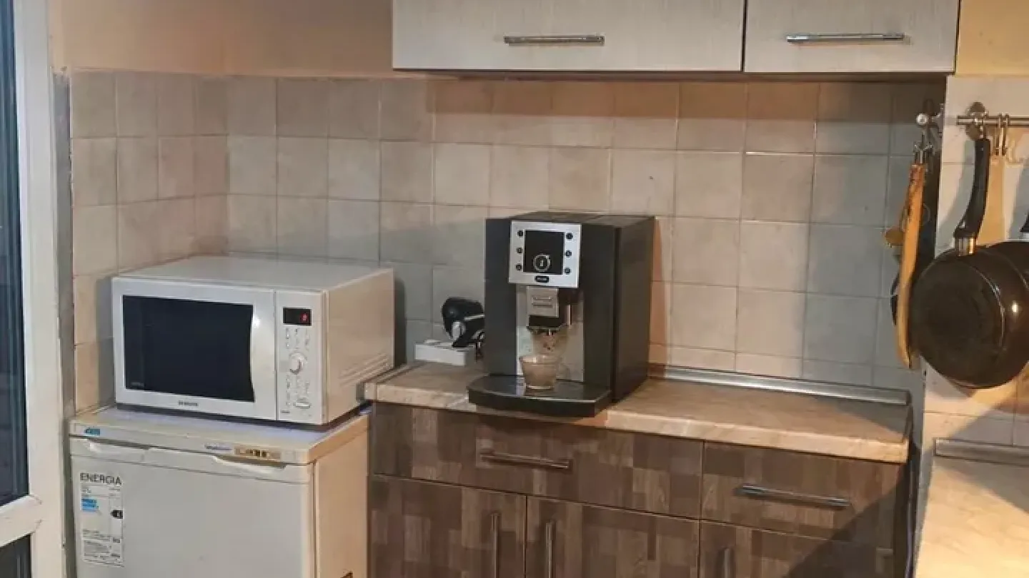 Spacious Fully Furnished 2-Bedroom Apartment in Remiza, Stara Zagora - Image 4