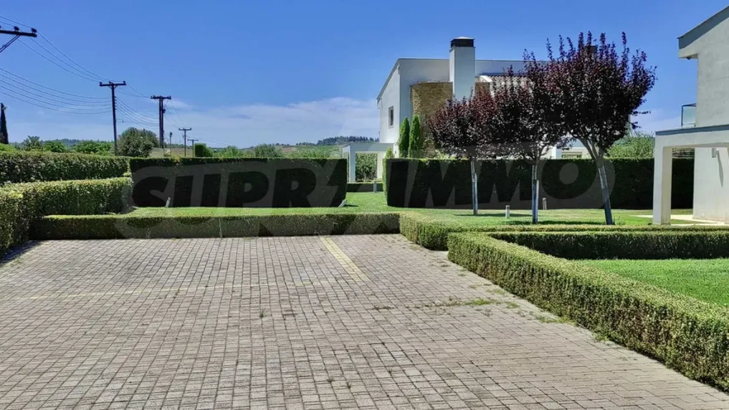 Luxurious New Construction Villa in Plagiari, Near Thessaloniki - Image 1