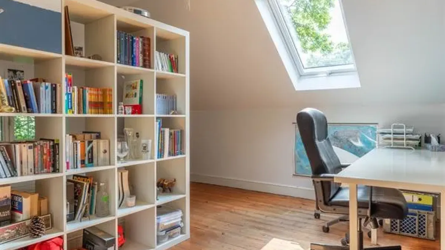 Spacious 6-Bedroom Villa in Ukkel with Garden & Garage - €1,200,000 - Image 5