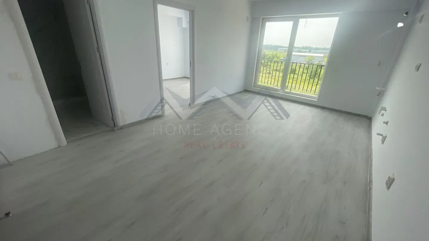 Spacious 3-Bedroom Apartment in Otopeni with Parking & VAT - Image 3