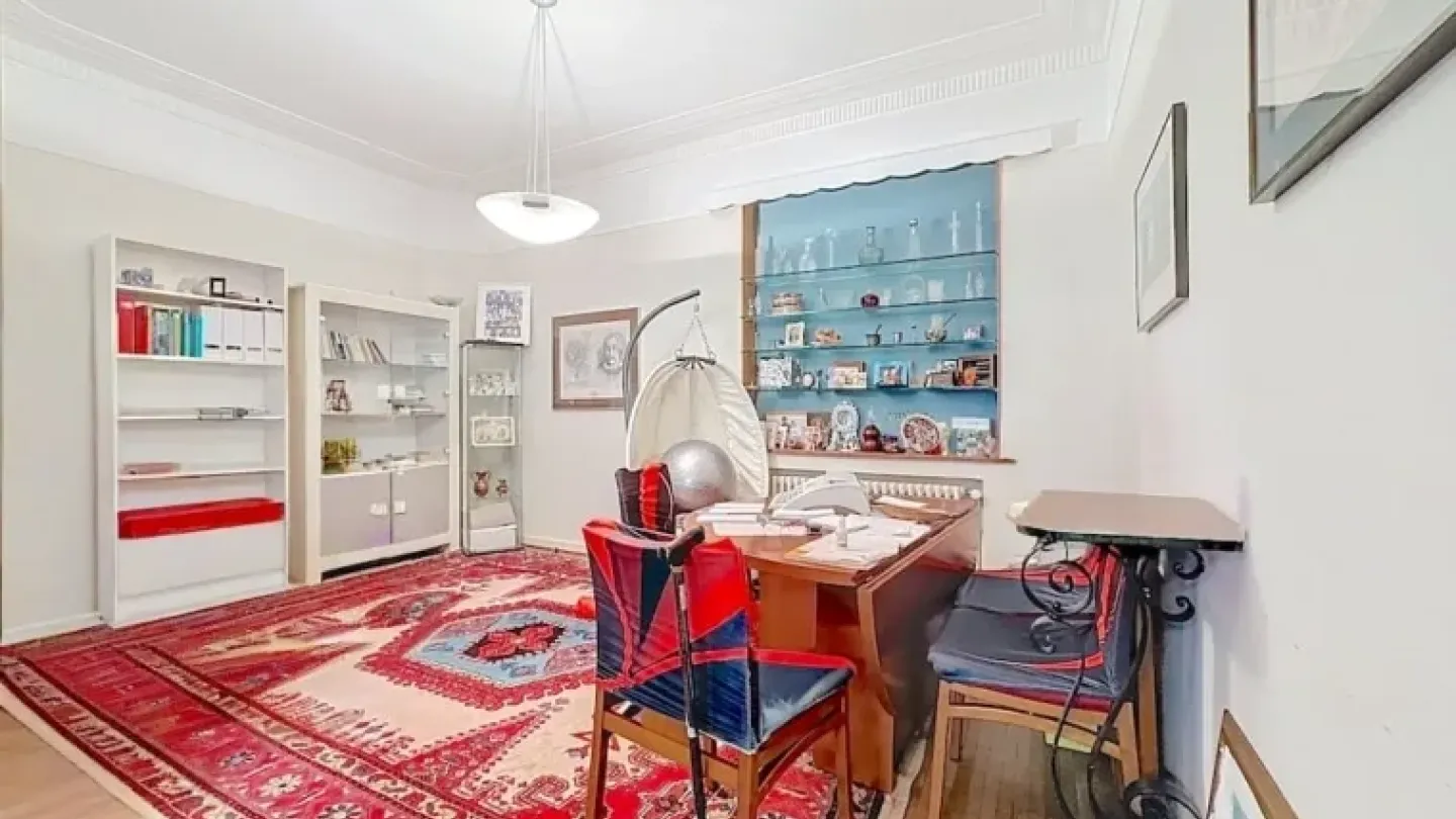 Spacious 2-Bedroom Apartment with Balcony in Brussels – Perfect Location - Image 3