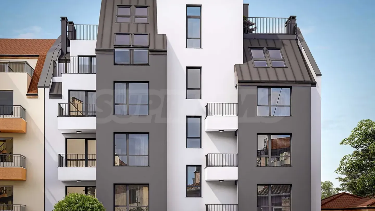 Modern 3-Bedroom Apartment in Varna City Center - Image 3