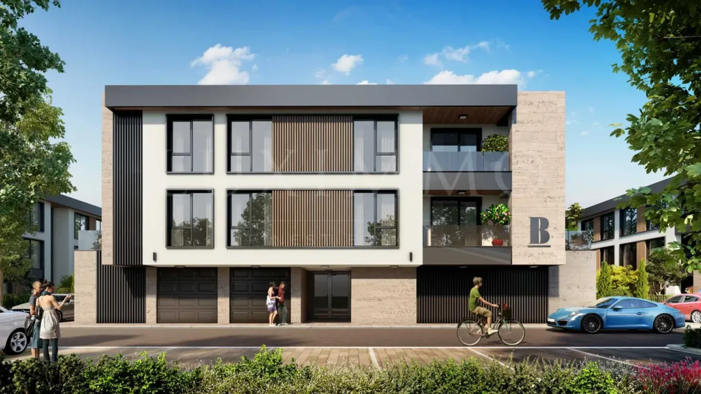 Spacious 3-Bed Apartment, New Complex, Plovdiv - Image 1