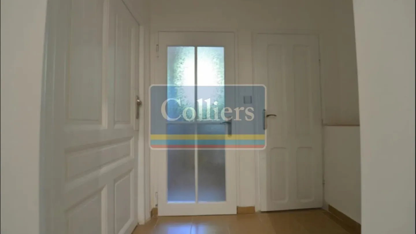 Spacious Apartment in Belgrade's Prime Location - 4 Bedrooms - Image 2