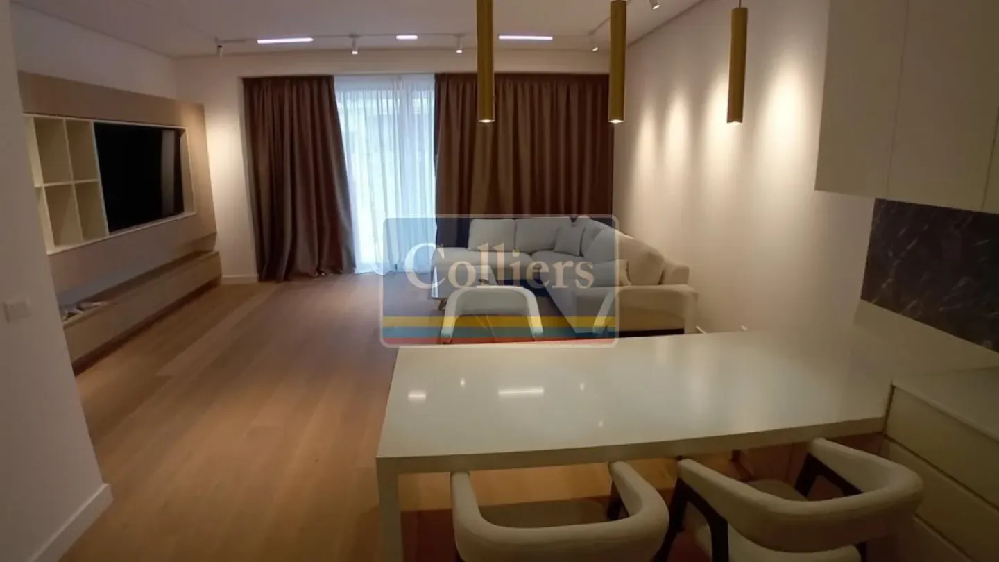 Spacious, Sunny Two-Bedroom Apartment in Belgrade's Heart - Image 5