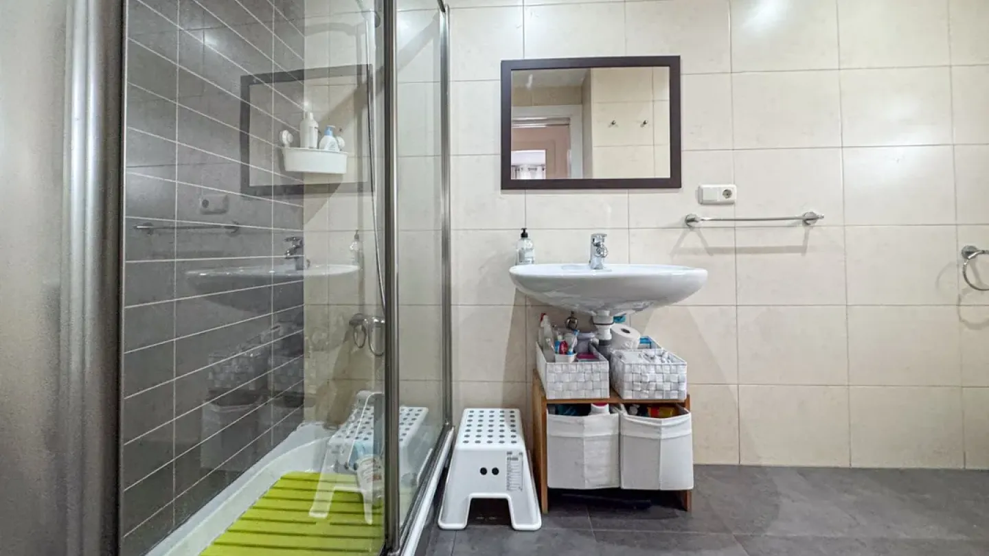 Spacious 5-Bedroom Triplex with Pool in Cabo de Gata, Almería - Image 4