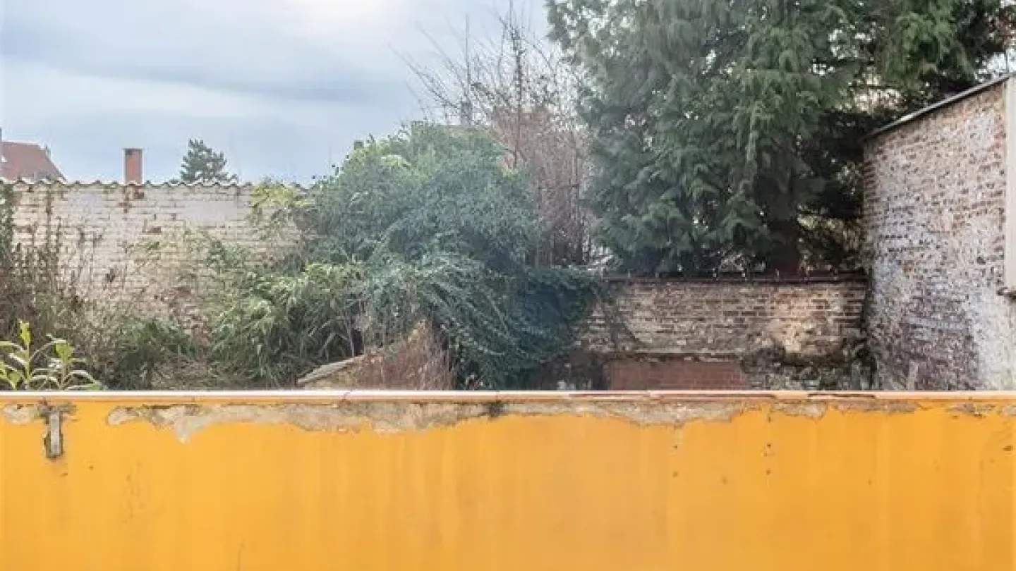 Spacious 6-Bedroom House with Garden in Ukkel – Perfect Family Home - Image 1