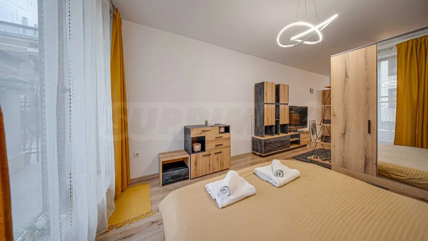 Stylish One-Bedroom Apartment in Sofia's Heart, Fully Furnished - Image 4