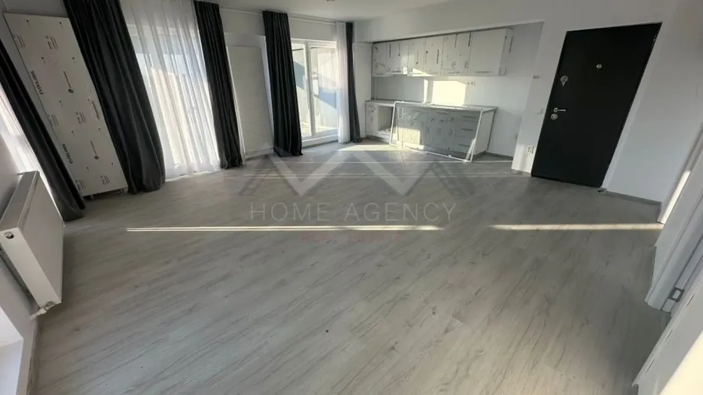 Spacious 3-Bedroom Apartment with Terrace - Otopeni, Romania - Image 2