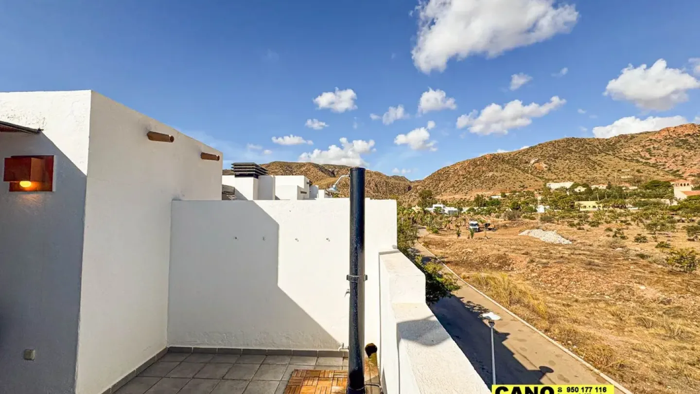 Spacious Triplex in Rodalquilar with Beach Access & Private Garage - Image 5