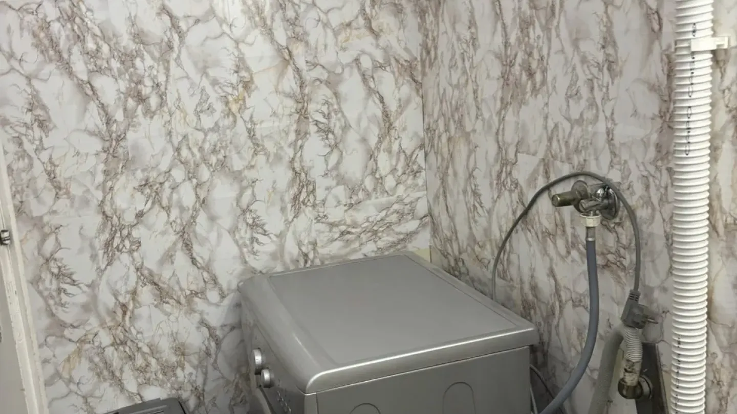 Spacious 3-Bedroom Apartment in Mirijevo, Belgrade - Ready to Move In - Image 4