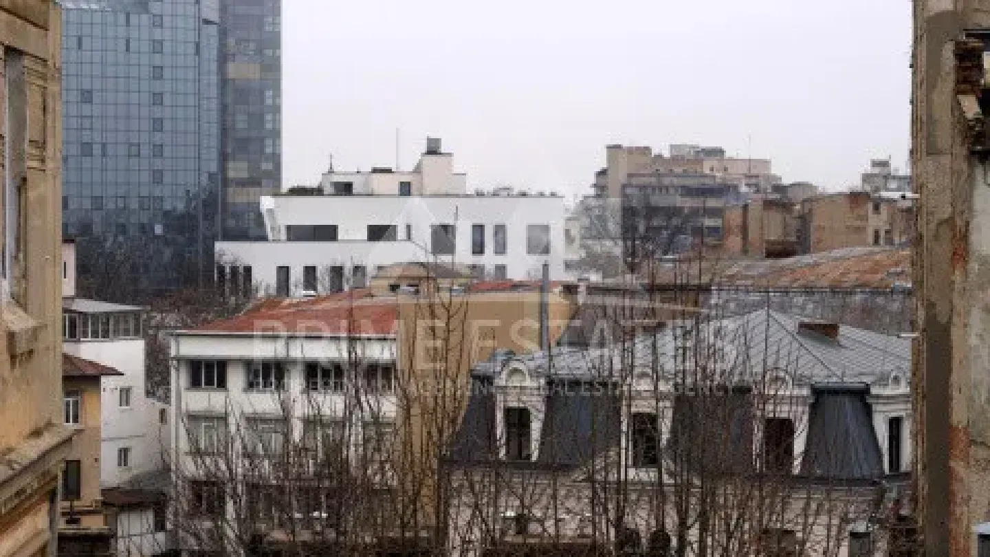 Spacious 3-Bedroom Apartment for Sale in Bucharest - Mosilor District - Image 2