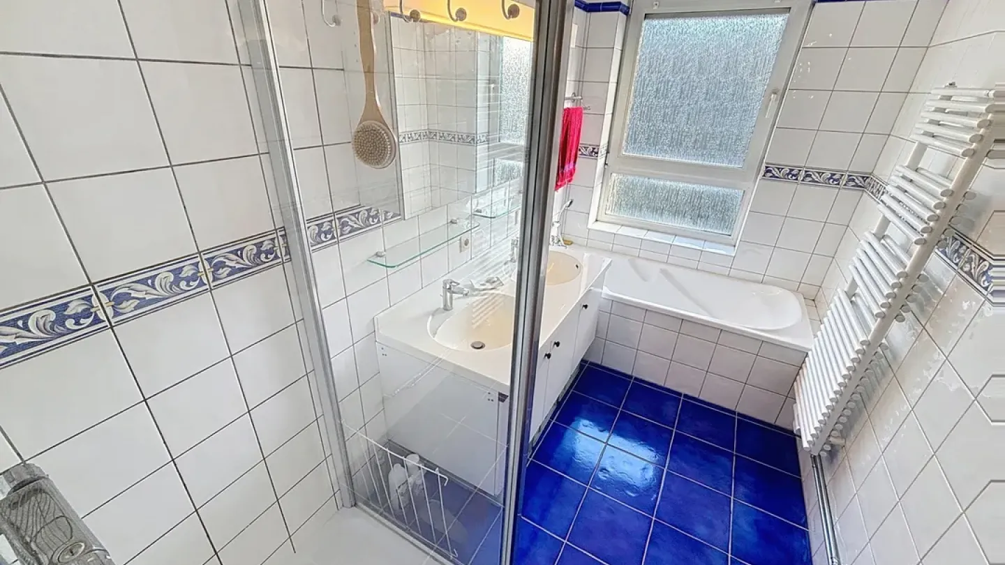 Spacious House in Jette Near King Baudouin Park - 3 Bed, Garden - Image 2