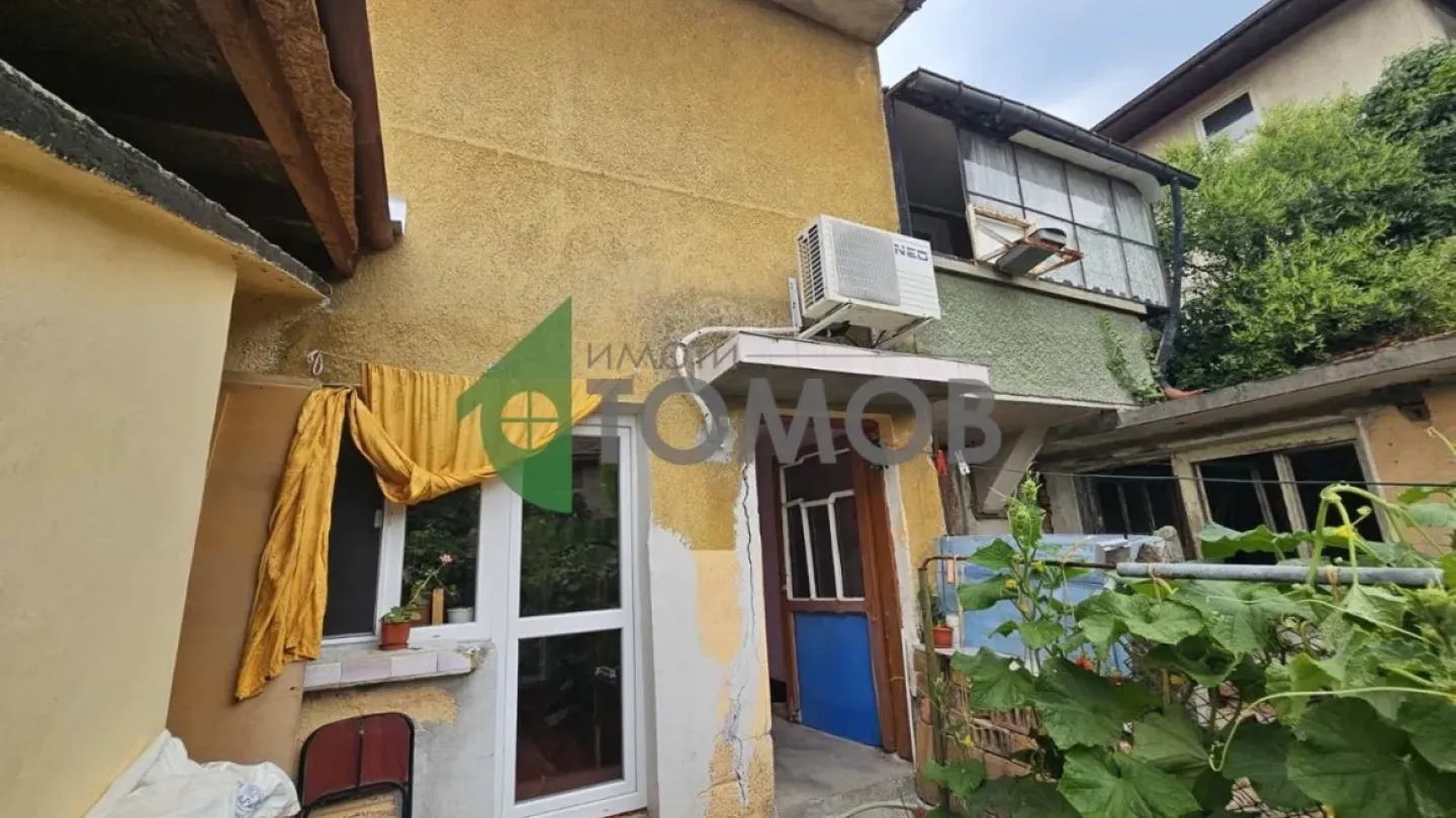 Spacious Fully Furnished House in Makledonki, Stara Zagora - Image 4