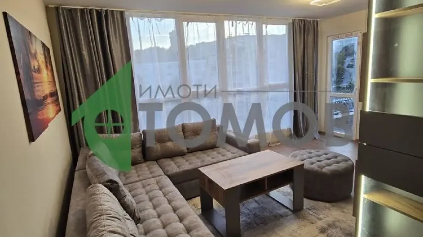 Spacious Fully Furnished Panorama Apartment with Terrace in Stara Zagora - Image 3