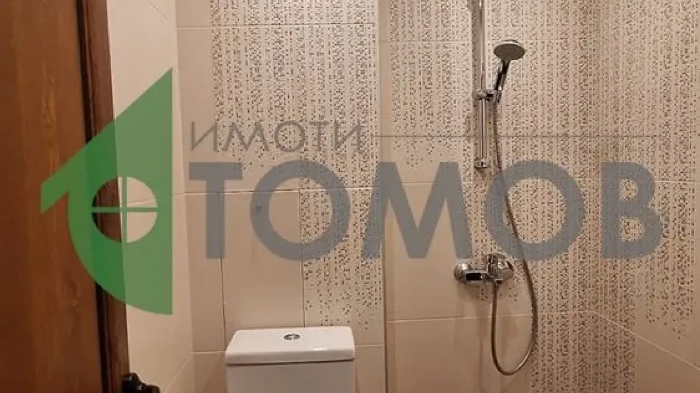 Spacious Apartment with Garage in Stara Zagora - BG - Image 5