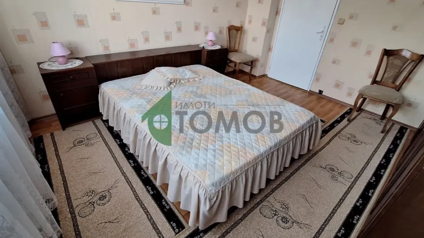 Fully Furnished 3-Bedroom Apartment Near Medical University - Stara Zagora - Image 1