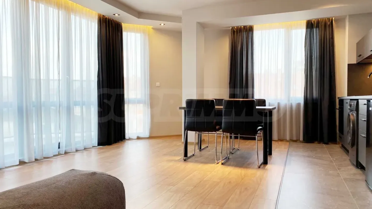 Stylish 2-Bedroom Apartment in Plovdiv Center - Image 1