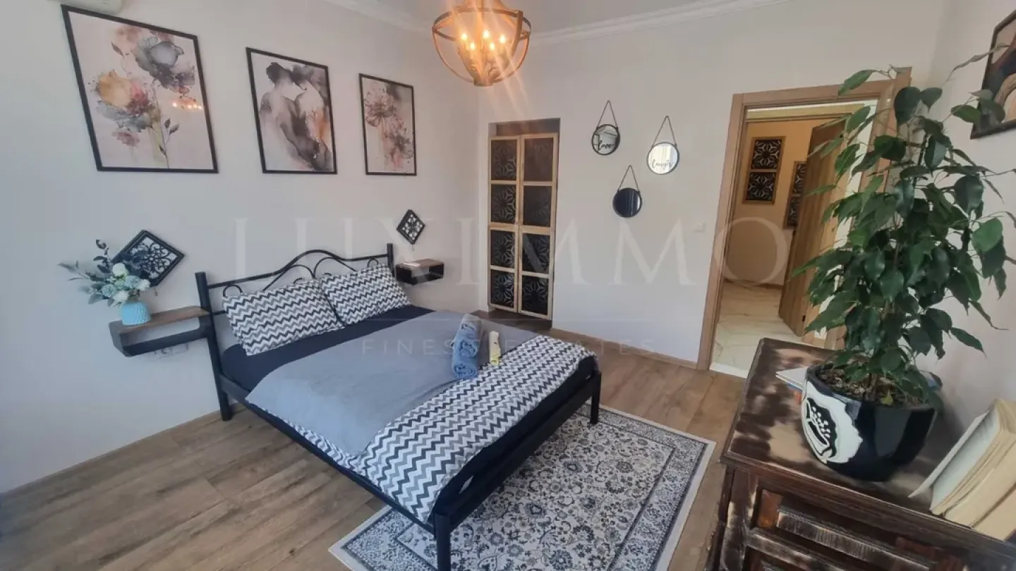 Stylish Fully Furnished One-Bedroom Apartment in Varna Center - Image 5