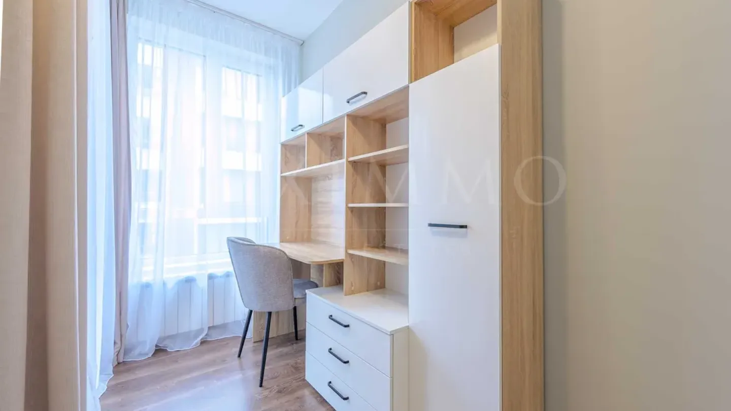 Spacious Fully Furnished 4-Bedroom Apartment Near Cherni Vrah Blvd. - Image 3