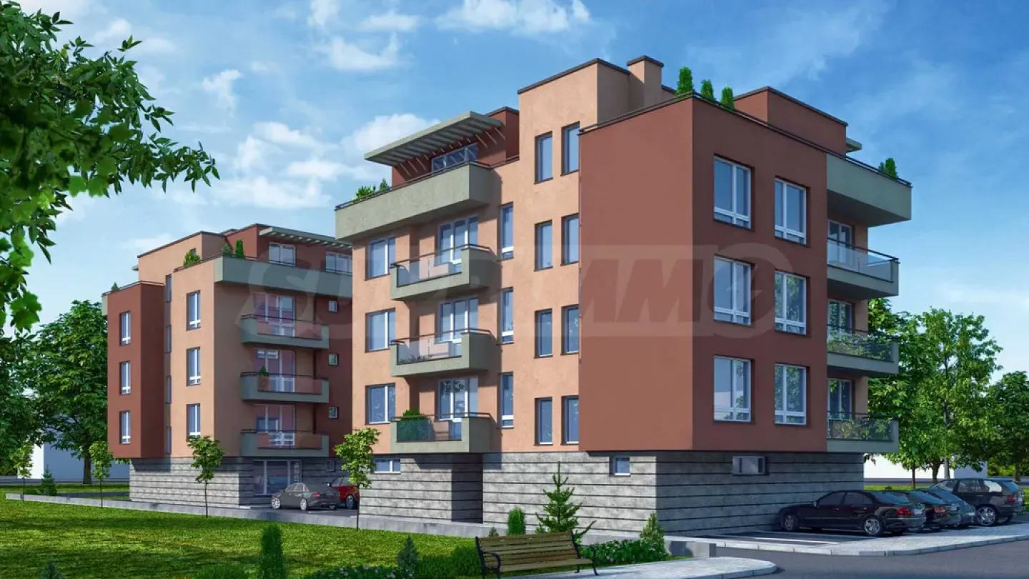 Spacious 3-Bedroom Apartment in New Plovdiv Complex - Image 1