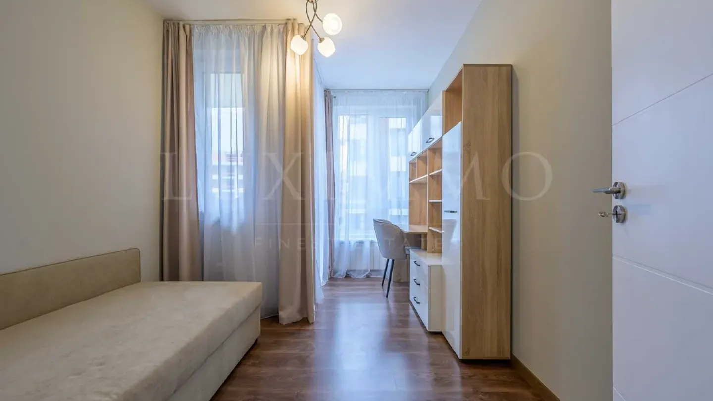 Spacious Fully Furnished 4-Bedroom Apartment Near Cherni Vrah Blvd. - Image 2