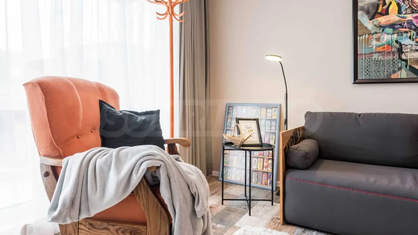 Stylish Varna Apartment with Pool & Parking - Fully Furnished - Image 3