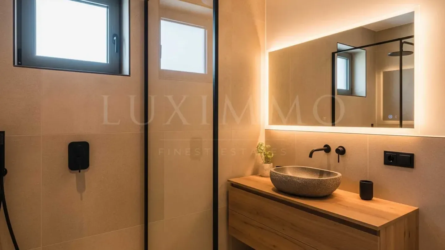 Spacious Apartment with Green Rowing Base Views - Image 1