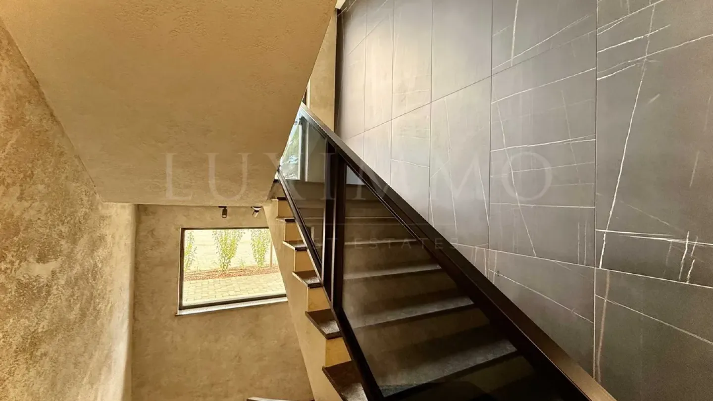 Spacious Apartment with Green Rowing Base Views - Image 2