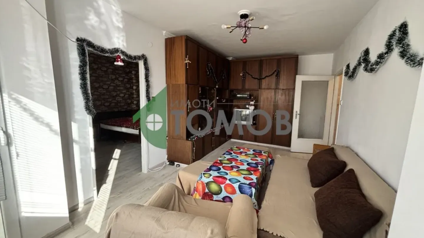 Fully Furnished 2-Bedroom Apartment Near Galleria Mall, Stara Zagora - Image 5