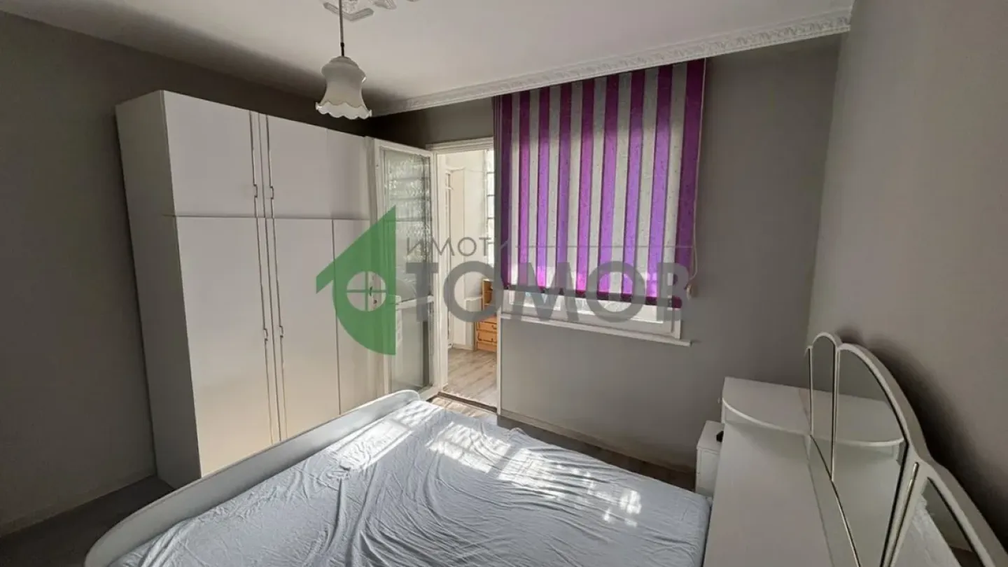 Spacious Fully Furnished 2-Bedroom Apartment in Stara Zagora, Bulgaria - Image 2