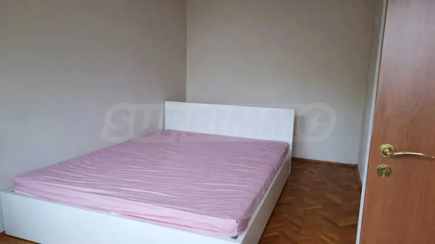Spacious 2-Bedroom Apartment in Burgas City Center - Image 5