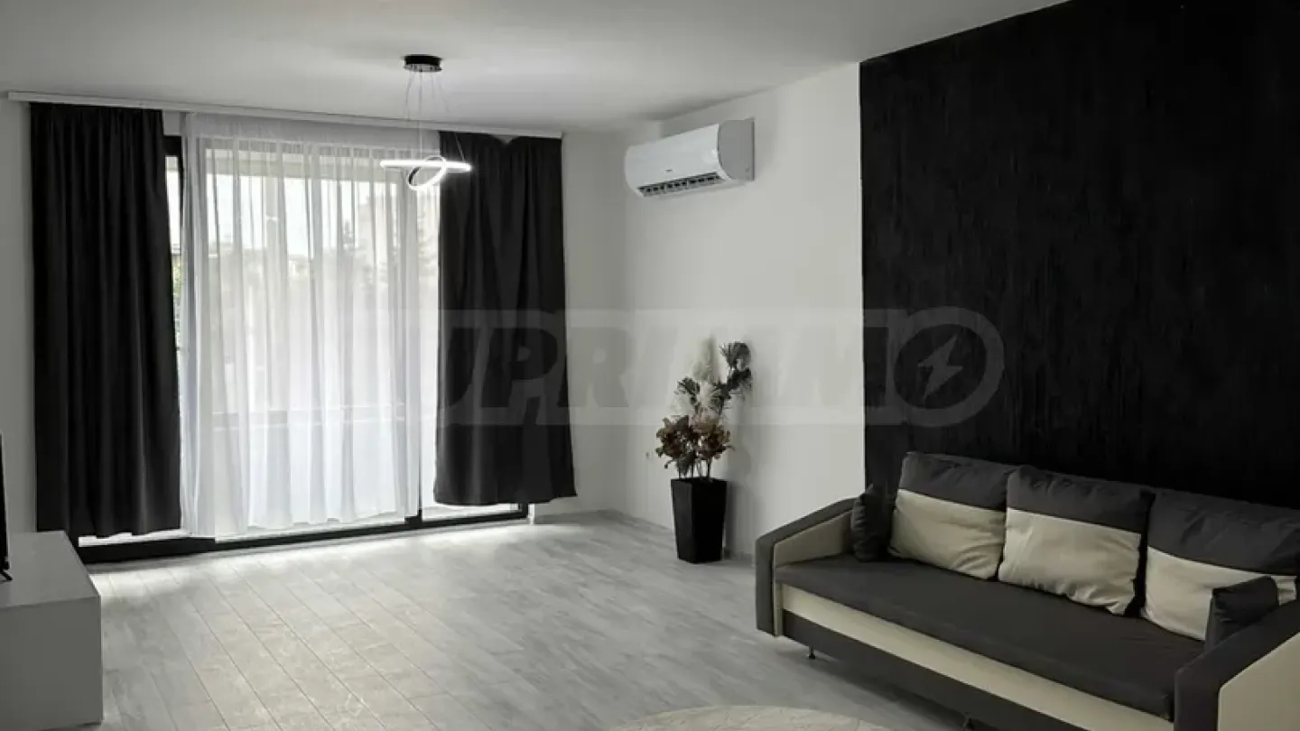 Spacious Varna Apartment Near Sea Garden – Fully Furnished - Image 5