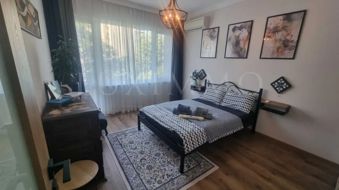 Stylish Fully Furnished One-Bedroom Apartment in Varna Center - Image 4