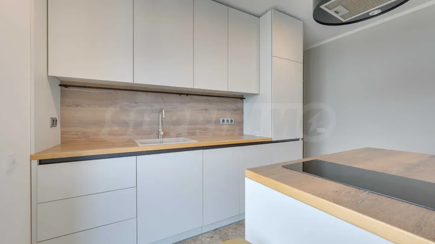 Spacious 2-Bedroom Apartment in Sofia Complex - Image 3