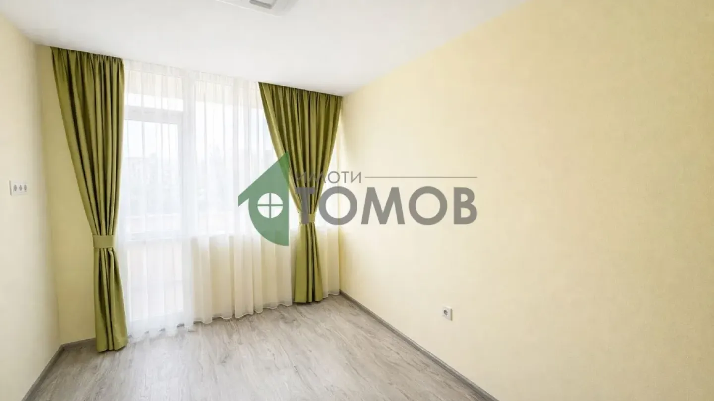 Fully Furnished 3-Bedroom Apartment in the Heart of Stara Zagora - Image 4