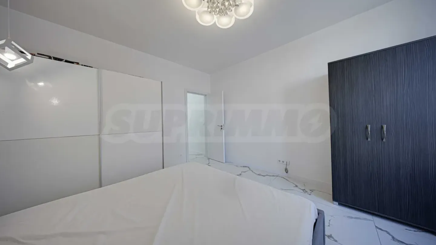 Stylish 2-Bedroom Apartment in Sofia’s “Vitosha” - Image 2