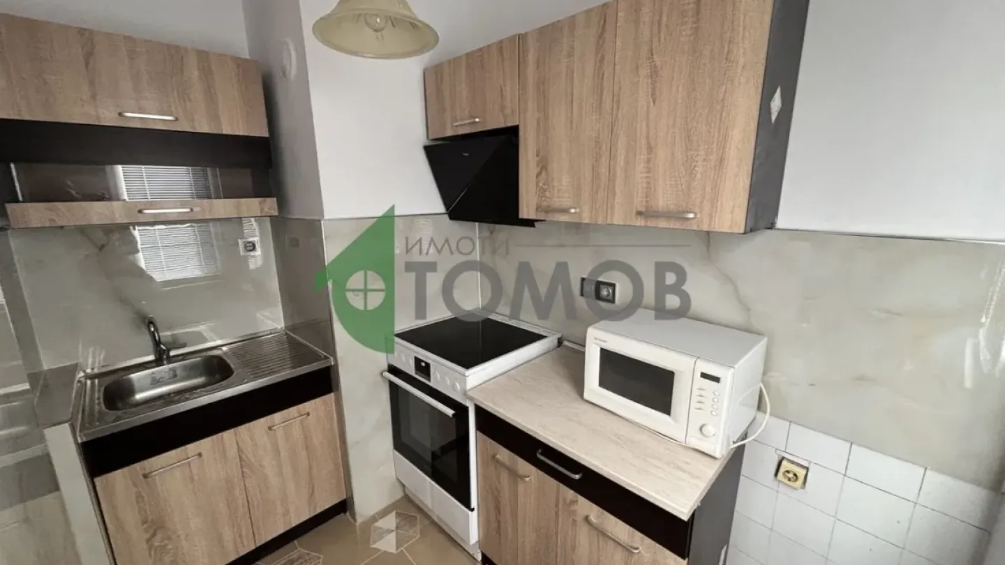Fully Furnished 2-Bedroom Apartment Near Galleria Mall, Stara Zagora - Image 3