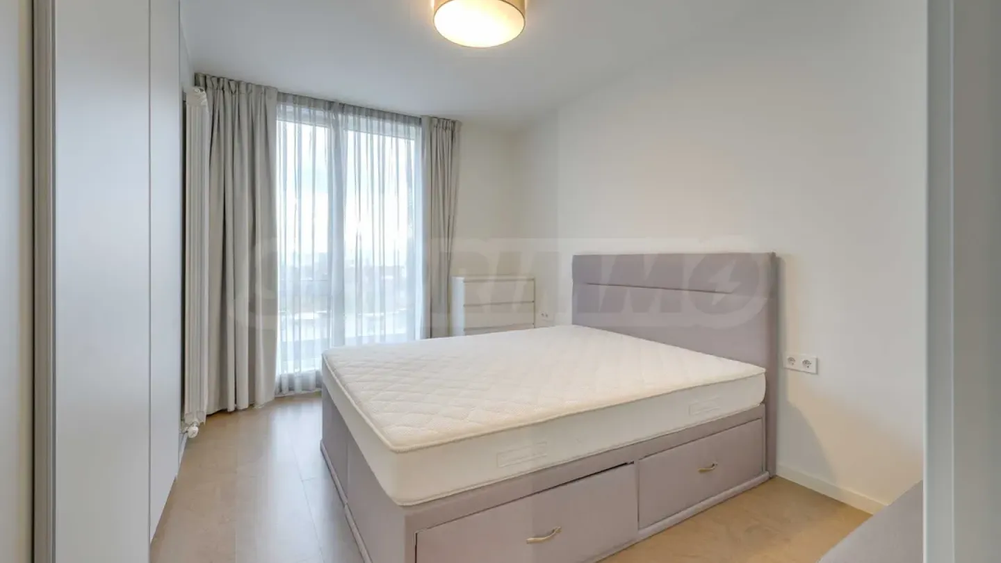 Spacious 2-Bedroom Apartment in Sofia Complex - Image 4