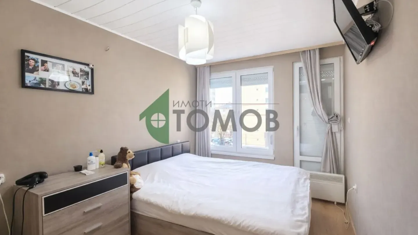 Spacious 3-Bedroom Fully Furnished Apartment in Stara Zagora Center - Image 5