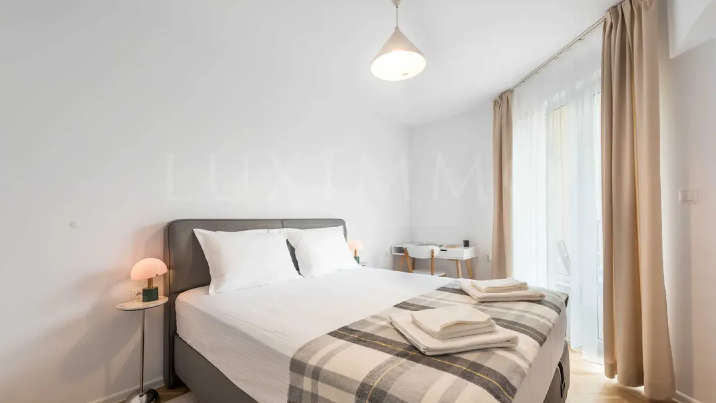 Fully Furnished One-Bedroom Apartment with Sea Garden Views in Varna - Image 4