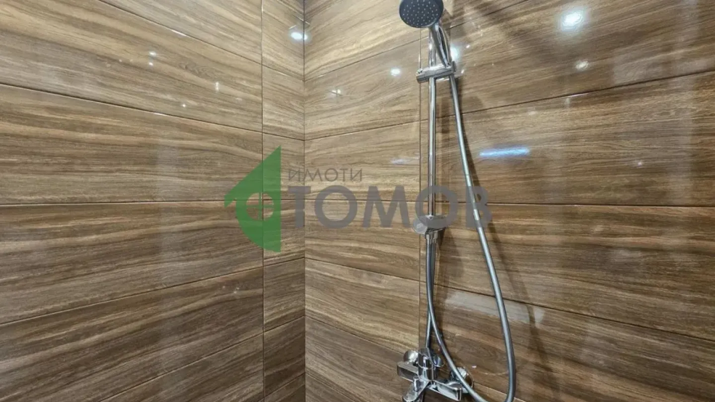 Spacious Fully Furnished Apartment in Stara Zagora City Center - Image 1