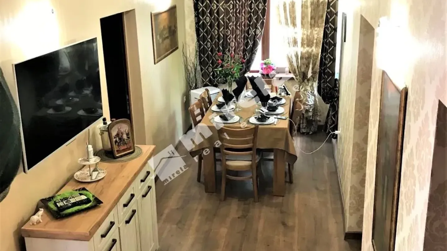Spacious Fully Furnished House in Varna City Center - 300 sqm - Image 1