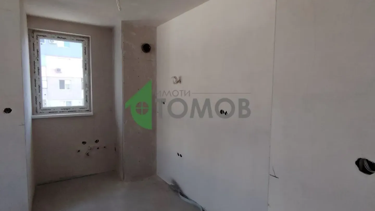 Spacious New Apartment in Sought-After Железник, Stara Zagora - Image 1