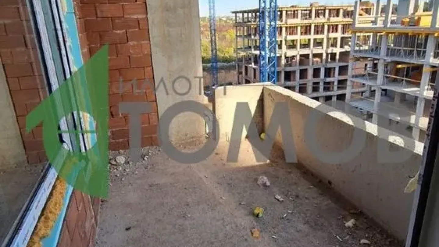 Spacious 3-Bedroom Apartment in New Stara Zagora, Bulgaria - Image 2