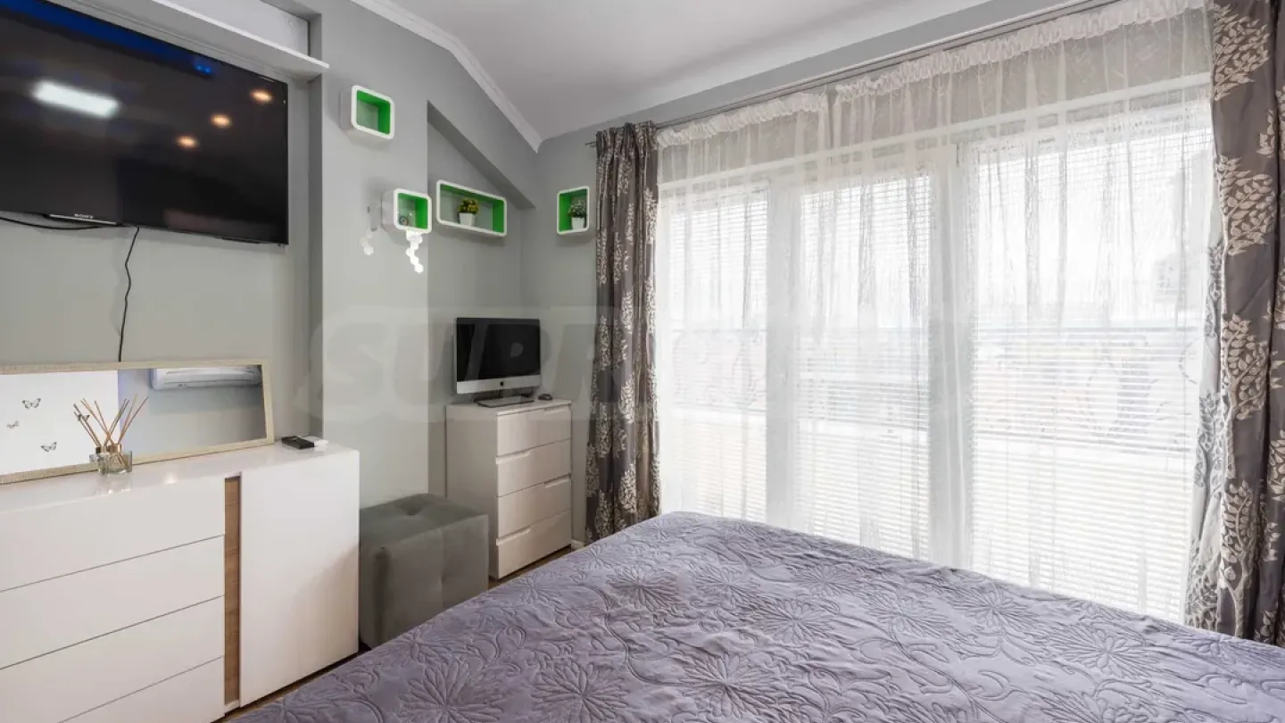 Spacious Fully Furnished мезонет in Varna City Center - Image 3