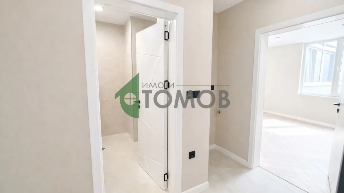 Spacious Stara Zagora Apartment with Panoramic Views - Image 3