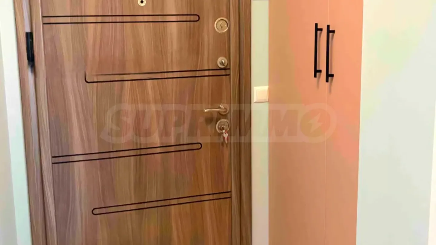 Stylish Fully Furnished Apartment in Varna City Center - Image 1
